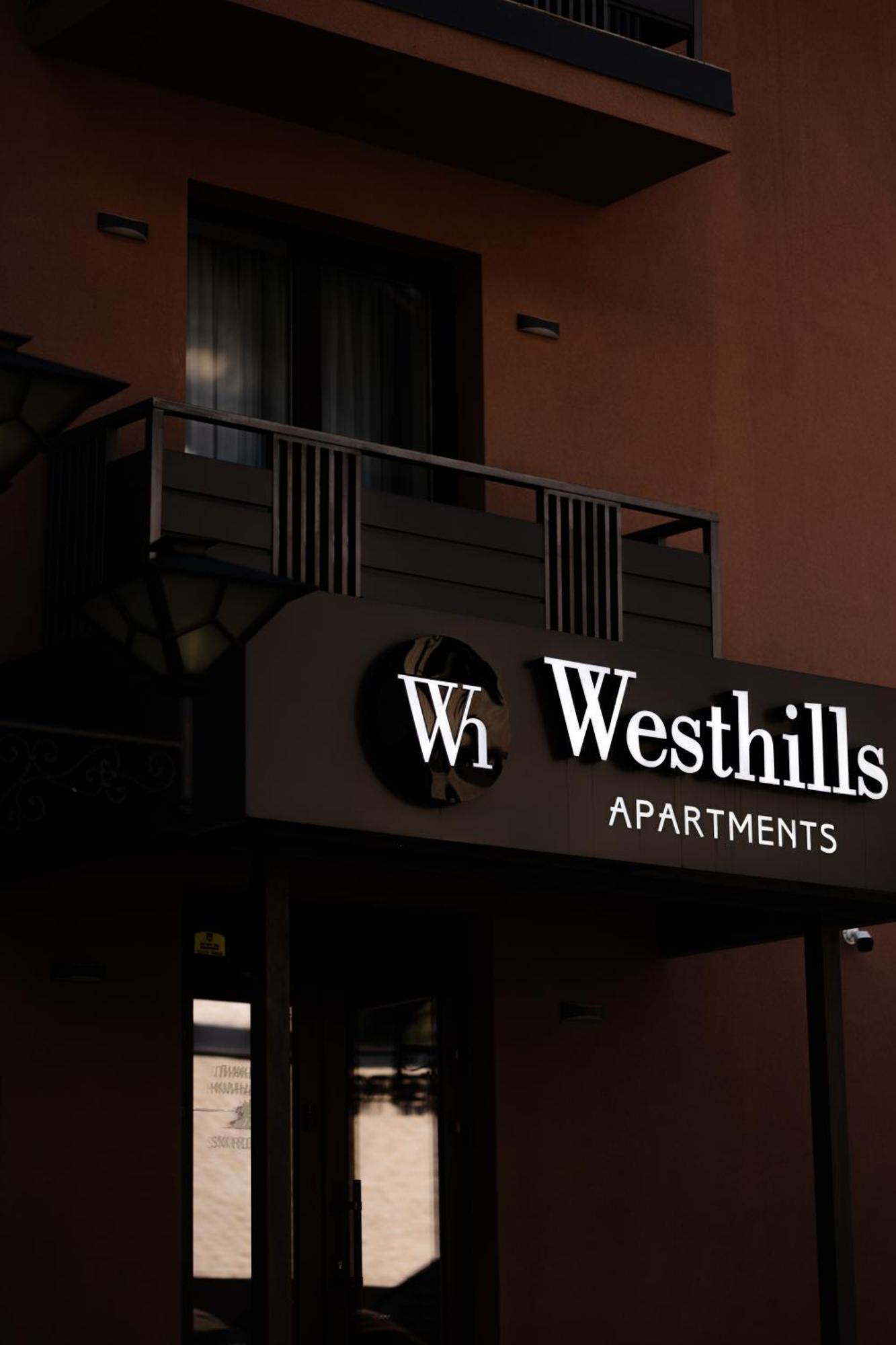 Westhills Cottage Town & Spa Boekovel Buitenkant foto